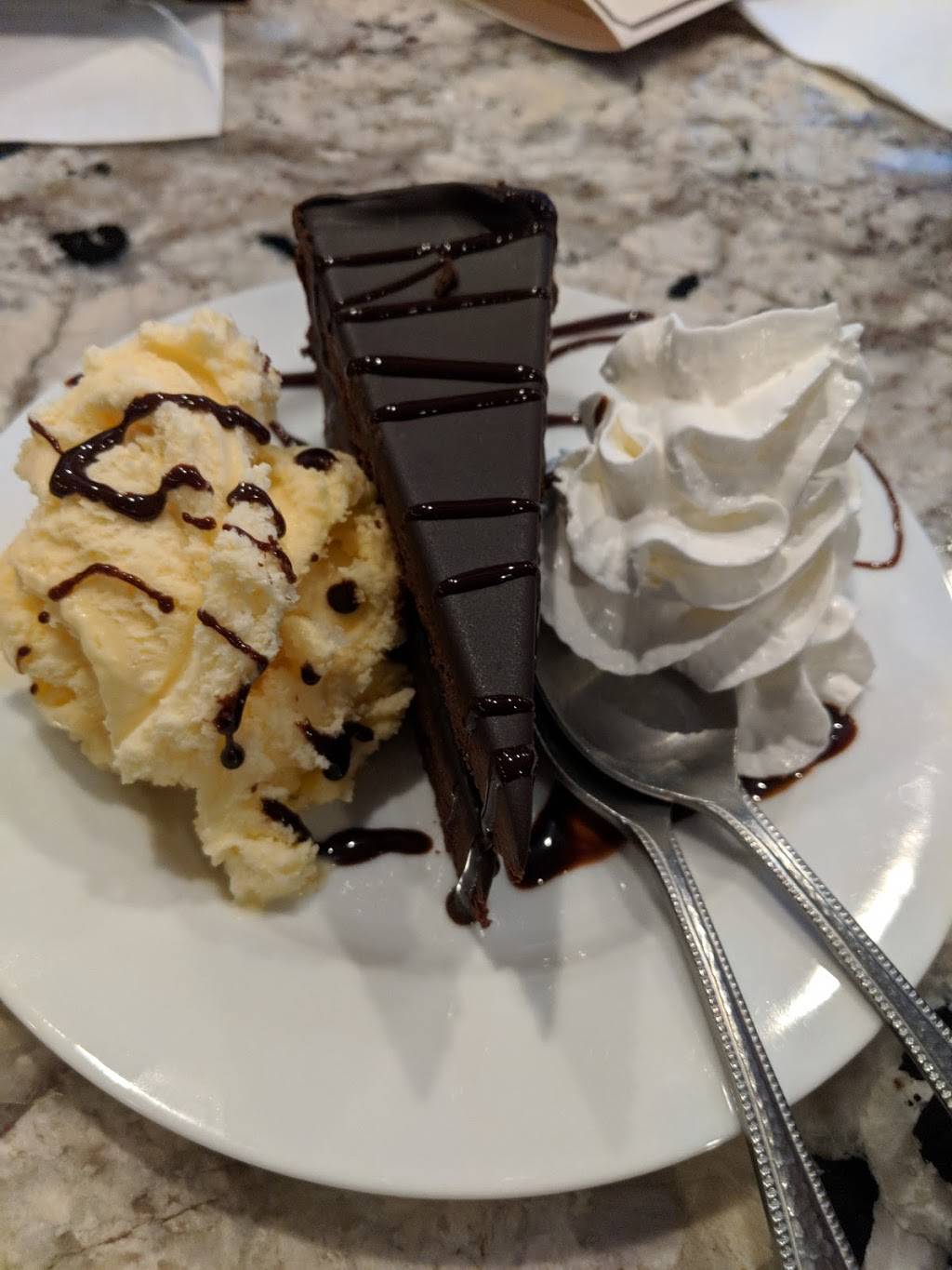 Trio Restaurant & Bar | restaurant | 64 Main St, Gloucester, MA 01930, USA | 9785597638 OR +1 978-559-7638