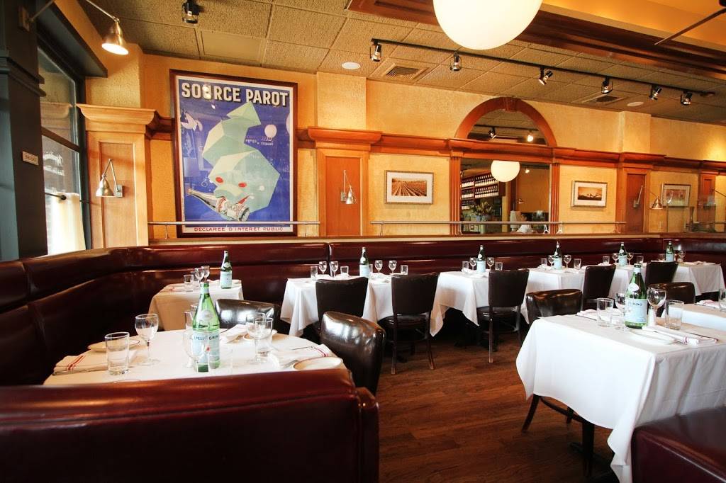 Aquitaine Chestnut Hill | restaurant | 11 Boylston St, Chestnut Hill, MA 02467, USA | 6177348400 OR +1 617-734-8400