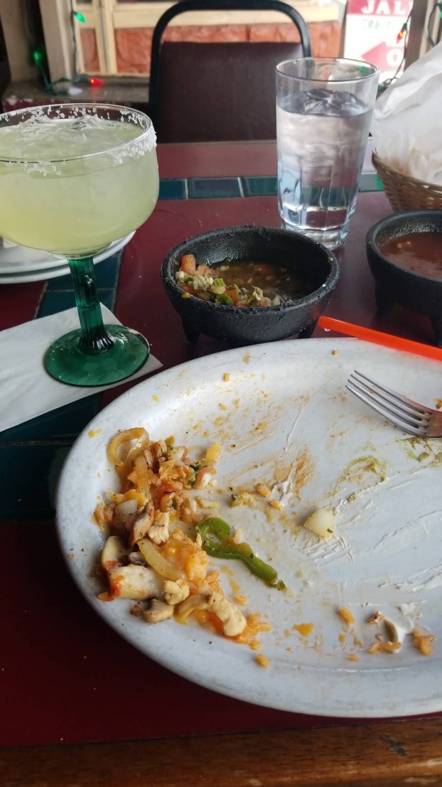 Jalisco Restaurant | meal takeaway | 8517 14th Ave S, Seattle, WA 98108, USA | 2067671943 OR +1 206-767-1943