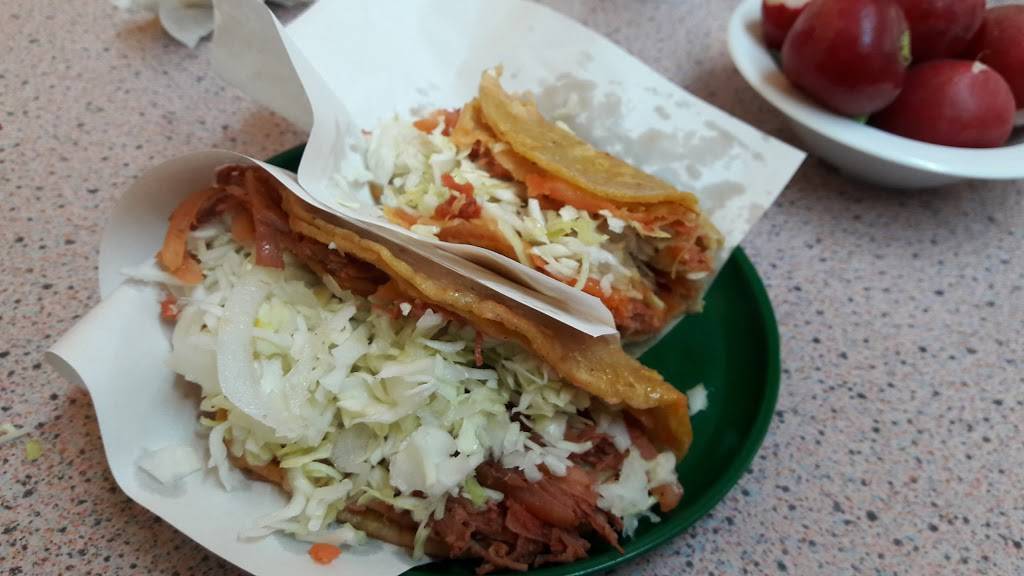 Tacos y Tortas El Patito Revolucion | restaurant | Av Revolución 520, Pro-hogar, 21410 Tecate, B.C., Mexico | 016656540721 OR +52 665 654 0721