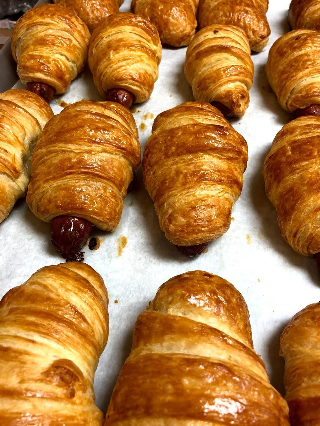 Snowflake Donuts | restaurant | 24525 Gosling Rd h, Spring, TX 77389, USA | 2815167763 OR +1 281-516-7763