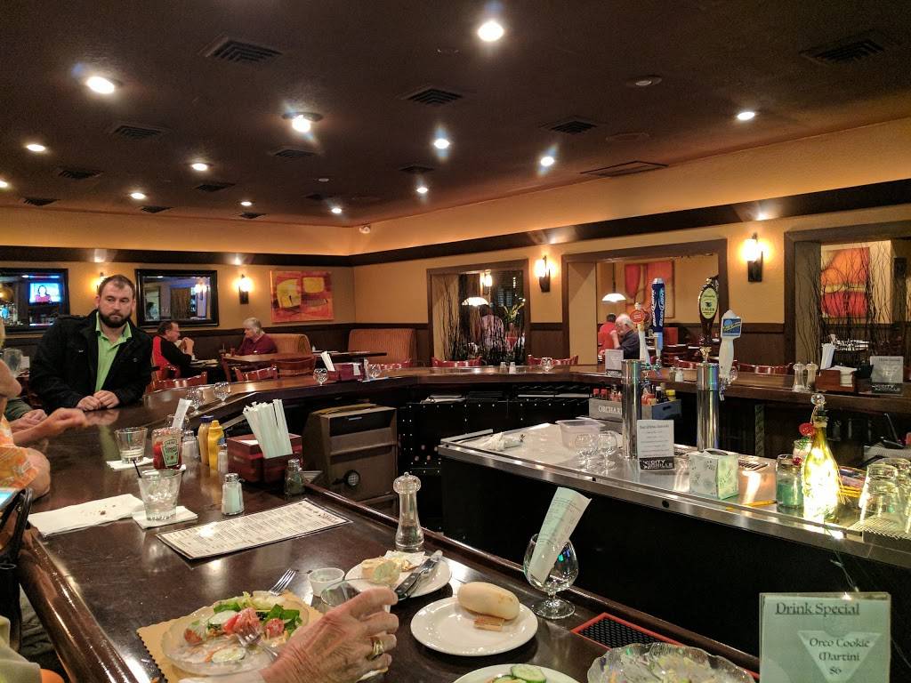 801 City Grille | restaurant | 801 W Montrose St, Clermont, FL 34711, USA | 3523946911 OR +1 352-394-6911