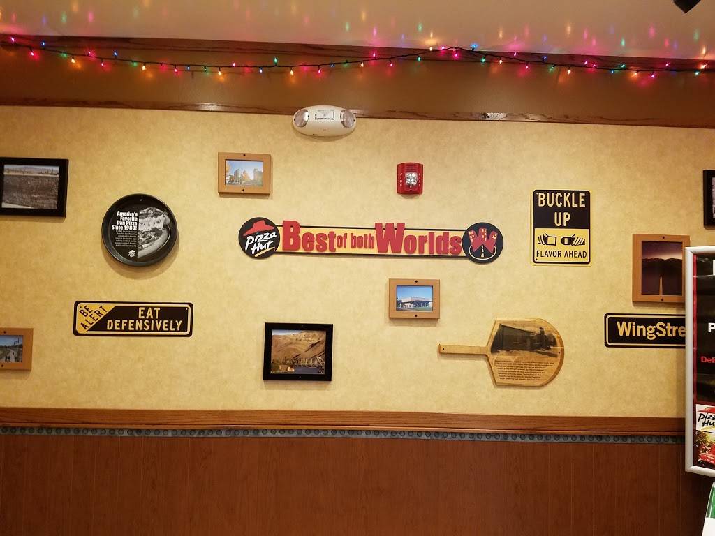 Pizza Hut | meal takeaway | 15 Eagle Canyon Dr, Sparks, NV 89441, USA | 7754243900 OR +1 775-424-3900