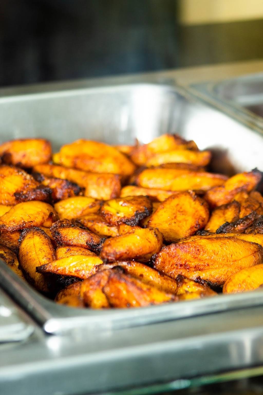 Sazón Caribeño | restaurant | 1322 N John Young Pkwy, Kissimmee, FL 34741, USA | 4072012129 OR +1 407-201-2129