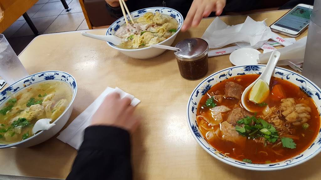 T K Noodles 12 | restaurant | 6930 65th St # 131, Sacramento, CA 95823, USA | 9164226000 OR +1 916-422-6000