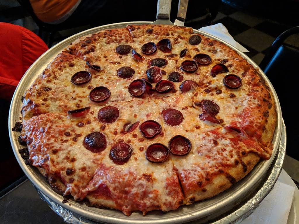 Anchor Bar | restaurant | 1047 Main St, Buffalo, NY 14209, USA | 7168831134 OR +1 716-883-1134