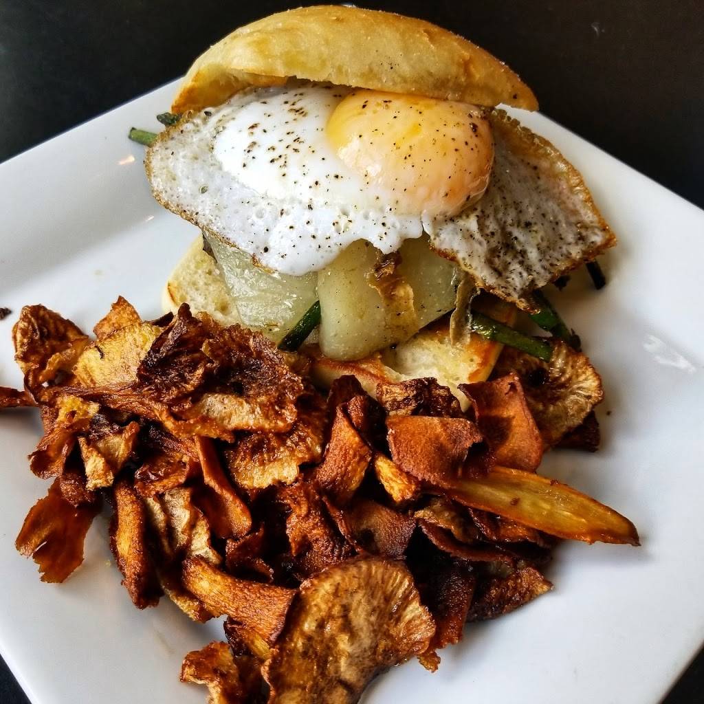 Grassroots Grill Restaurant | meal delivery | 3747 N Southport Ave, Chicago, IL 60613, USA | 7733251710 OR +1 773-325-1710