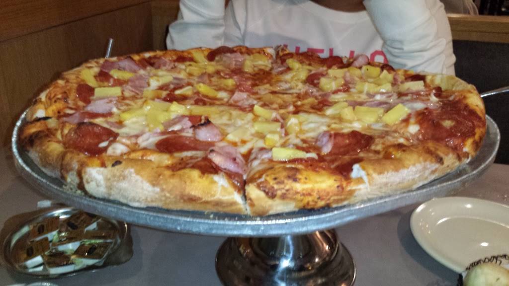 Mama Mias Restaurant | restaurant | 19385 Beech Daly, Redford Charter Twp, MI 48240, USA | 3135370740 OR +1 313-537-0740