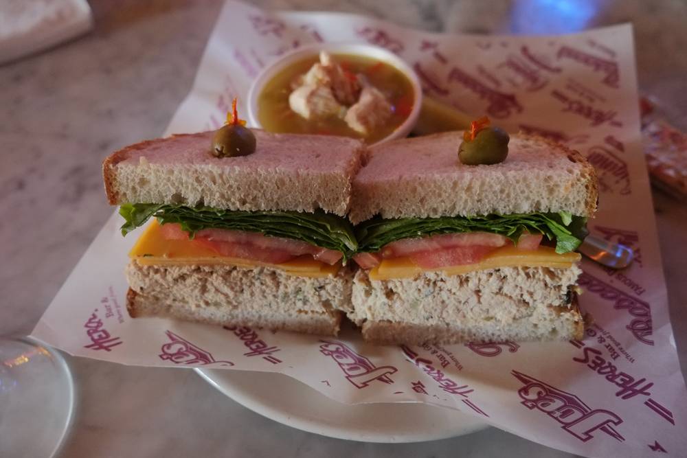 Roscoes Famous Deli | meal takeaway | 116 W Commonwealth Ave, Fullerton, CA 92832, USA | 7148792153 OR +1 714-879-2153