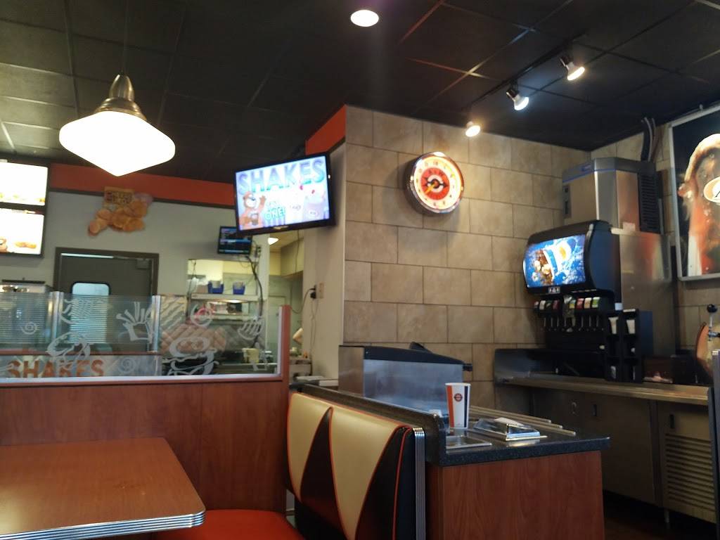 A&W Restaurant | restaurant | 5070 US-141, Oconto, WI 54153, USA | 9208349283 OR +1 920-834-9283