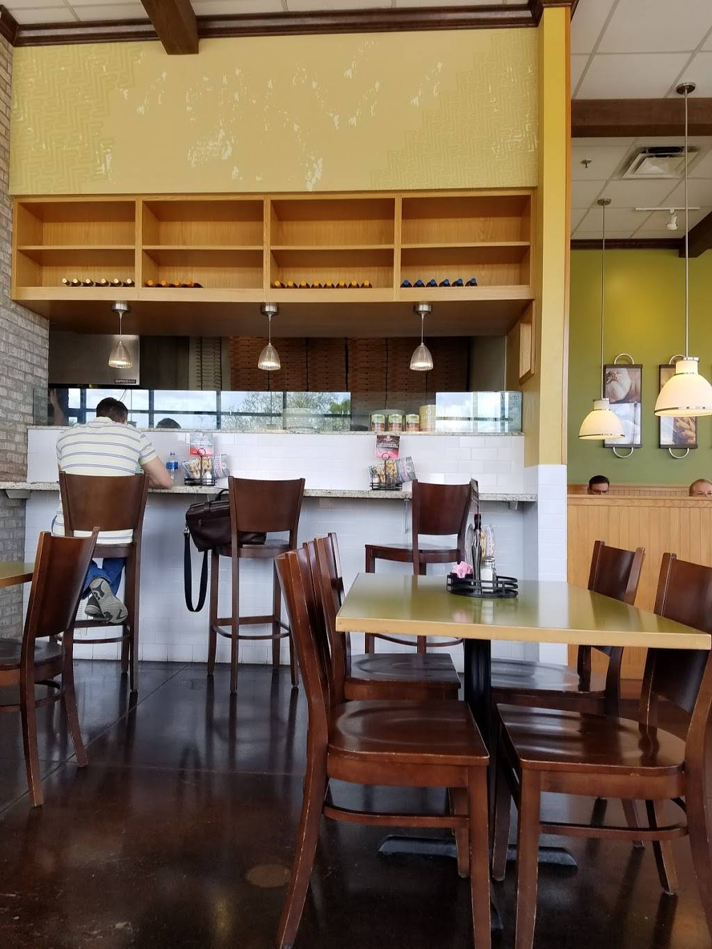 Flippers Pizzeria | meal delivery | 2523 US-27, Clermont, FL 34711, USA | 3522422214 OR +1 352-242-2214