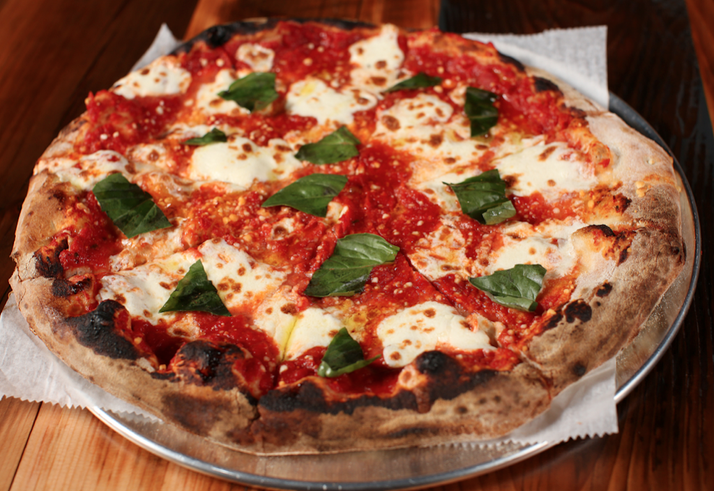 PizzaCo | restaurant | 6421, 1625 Stratford Ave, Stratford, CT 06615, USA | 2036127520 OR +1 203-612-7520