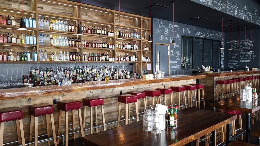 Mile Public House Blainville | restaurant | 1437 Boulevard Michèle-Bohec #101, Blainville, QC J7C 0M4, Canada | 4504191017 OR +1 450-419-1017