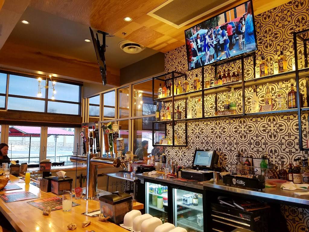 Torchys Tacos | restaurant | 8505 E Arapahoe Rd, Greenwood Village, CO 80111, USA | 3037210060 OR +1 303-721-0060