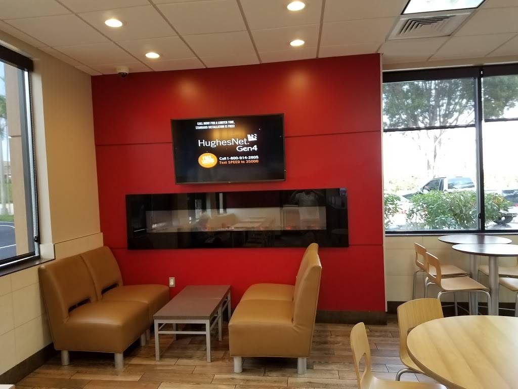 Wendys | restaurant | 10900 Pembroke Rd, Miramar, FL 33025, USA | 9544428556 OR +1 954-442-8556