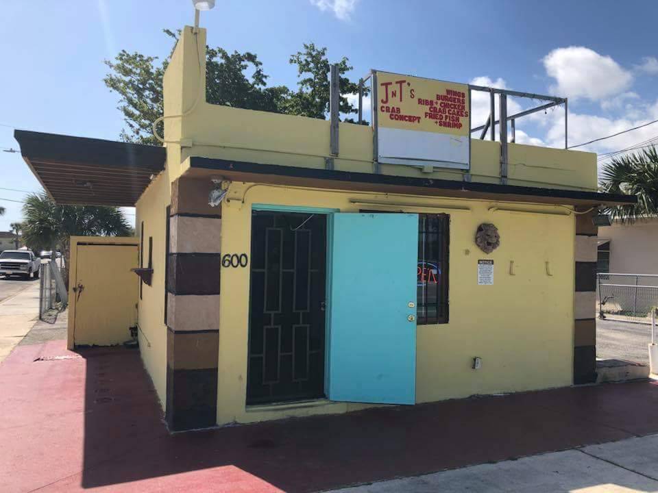 JTs Crab Concept | restaurant | 600 15th St, West Palm Beach, FL 33401, USA | 5613232525 OR +1 561-323-2525