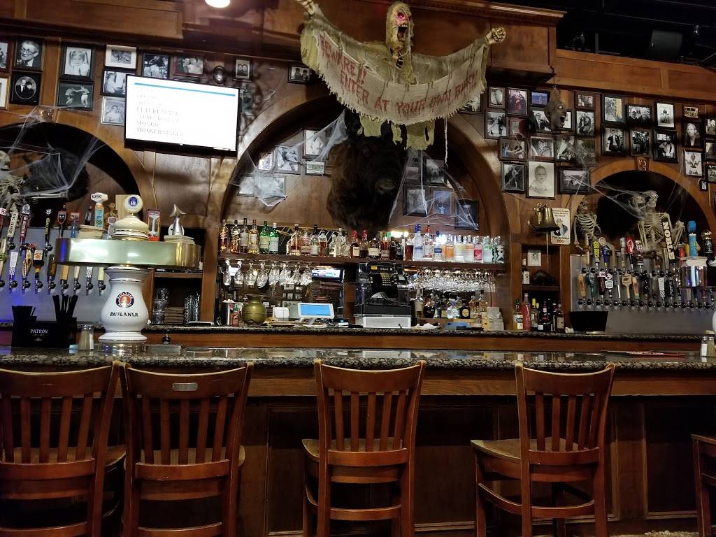 T. Phillips Glendora | restaurant | 180 N Glendora Ave, Glendora, CA 91741, USA | 6263355898 OR +1 626-335-5898