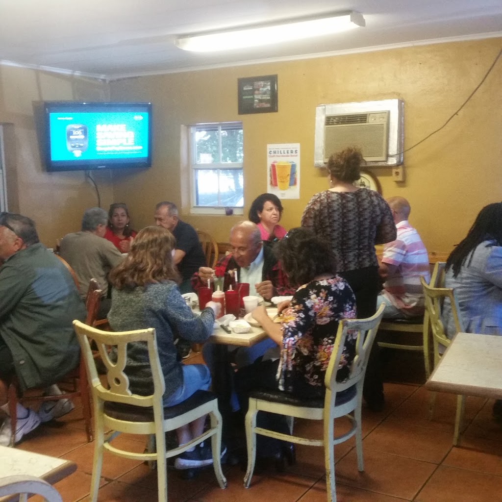 El Kiosko Latin Cafe | restaurant | 13290 FL-909, North Miami, FL 33161, USA | 3059812838 OR +1 305-981-2838