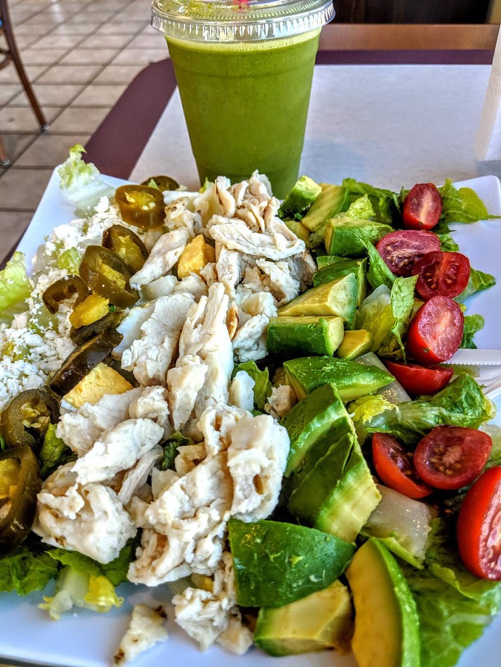 La Papaya Deli | restaurant | 3347 E Russell Rd, Las Vegas, NV 89120, USA | 7027330200 OR +1 702-733-0200