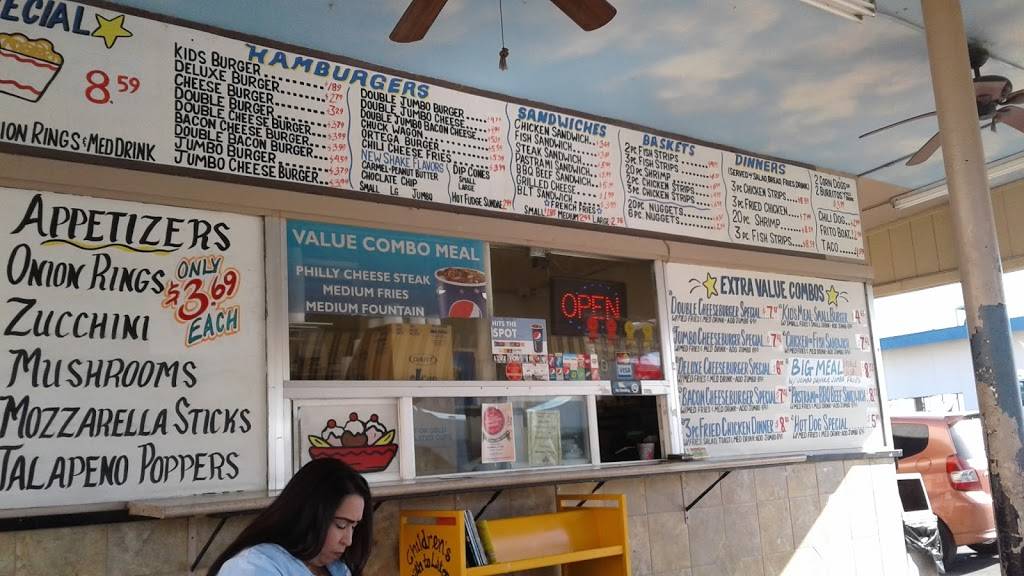 Woodlake Drive Inn | meal takeaway | 222 N Valencia Blvd, Woodlake, CA 93286, USA | 5595648439 OR +1 559-564-8439