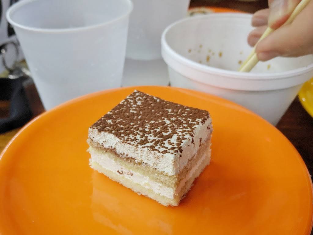 Rockin Rolls Sushi | restaurant | 1523 Elizabeth Ave Ste. 130, Charlotte, NC 28204, USA | 7047339007 OR +1 704-733-9007