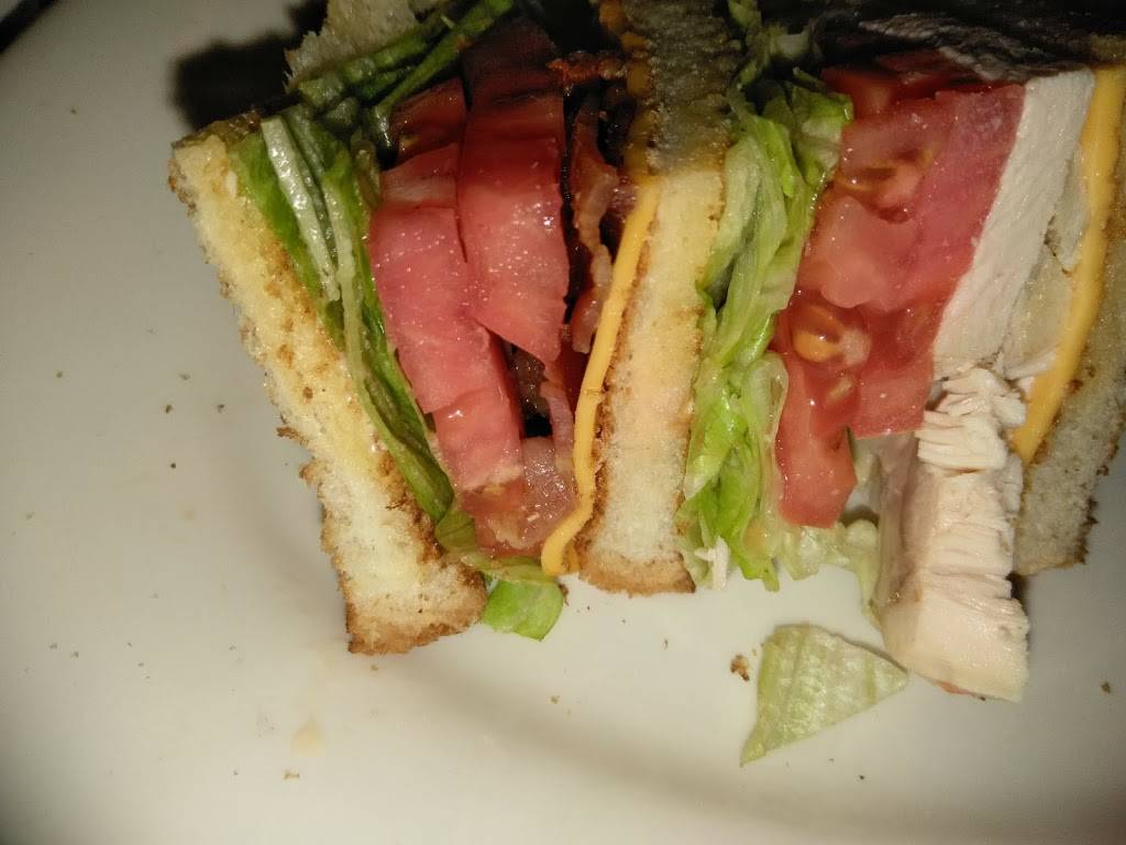 Holiday Grill Coney Island | restaurant | 22926 Michigan Ave, Dearborn, MI 48124, USA | 3137249979 OR +1 313-724-9979