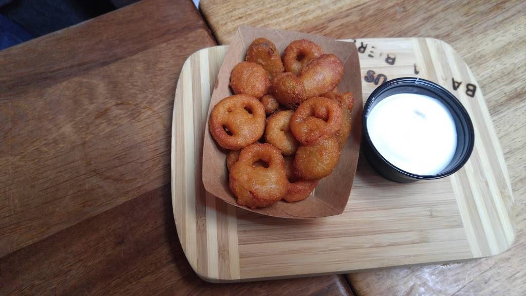 Cactus Restaurant Bar | restaurant | 814 Avenue Myrand, Québec, QC G1V 2V5, Canada | 4185279111 OR +1 418-527-9111