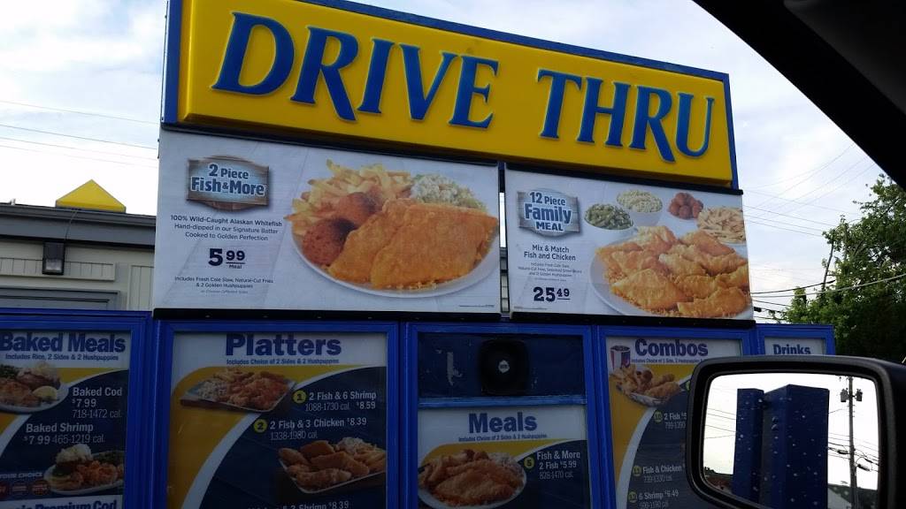 Long John Silvers | restaurant | 225 W 30th St, Connersville, IN 47331, USA | 7658259222 OR +1 765-825-9222