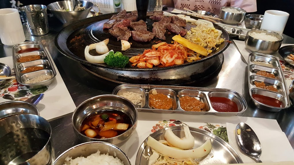 The cast iron pot 3 | restaurant | 157-26 Northern Blvd, Flushing, NY 11354, USA | 3473686255 OR +1 347-368-6255