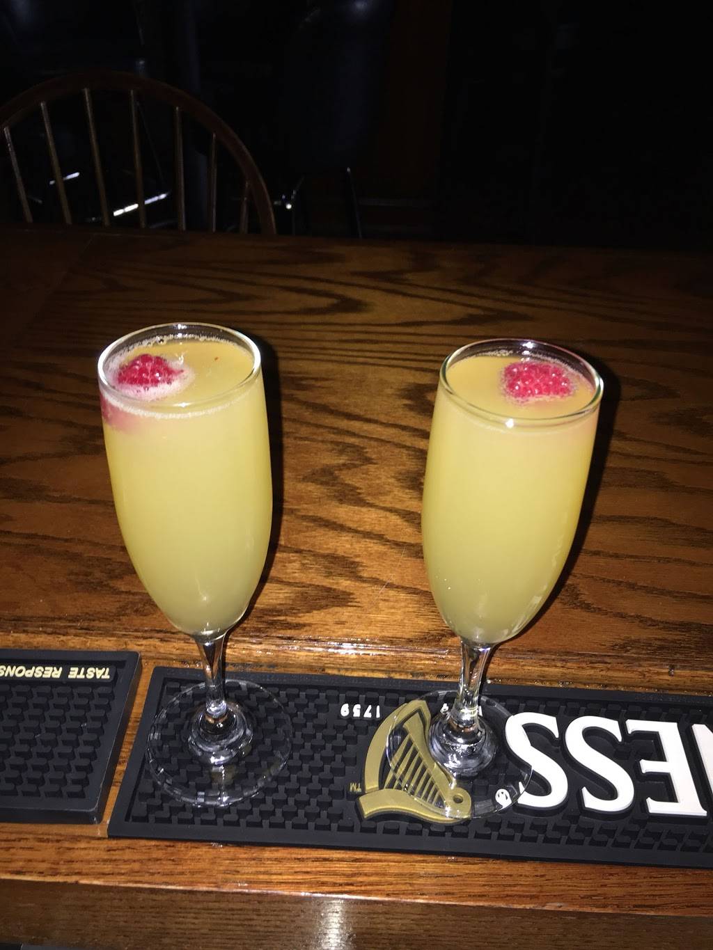 Dunnys Saloon | restaurant | 13 N Main St, Fall River, MA 02720, USA | 5086178330 OR +1 508-617-8330