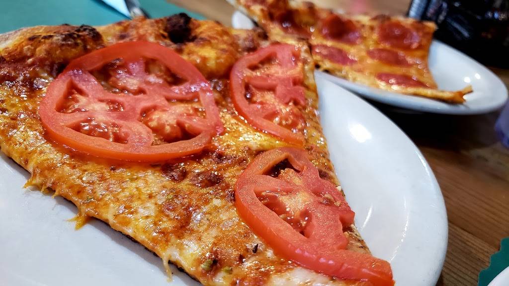 Pizzoodles | restaurant | 56 Royal Palm Pointe, Vero Beach, FL 32960, USA | 7725674160 OR +1 772-567-4160