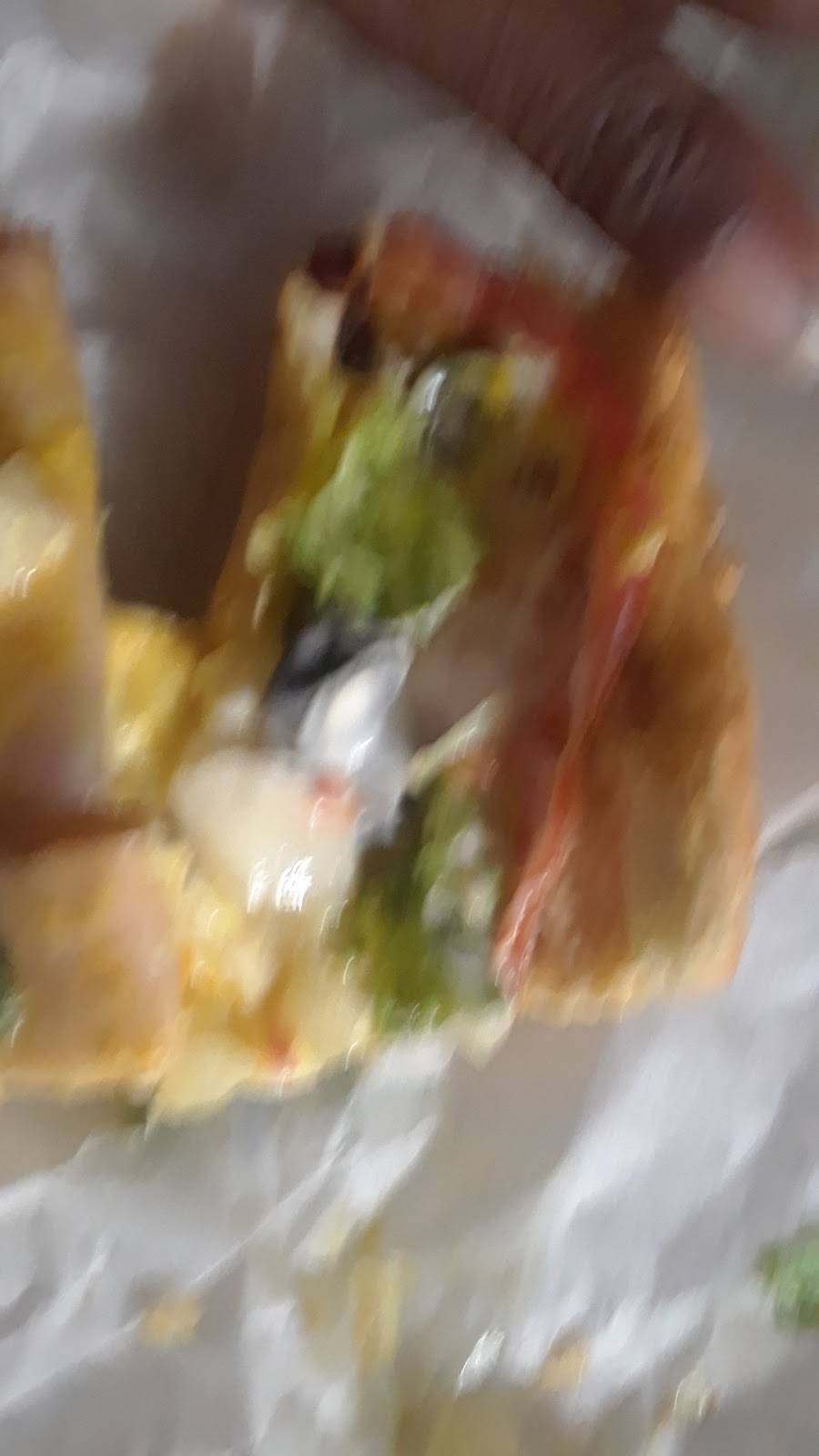 Captain Tonys Pizza & Pasta | restaurant | 135 E Ave. J, Lancaster, CA 93535, USA | 6619423000 OR +1 661-942-3000