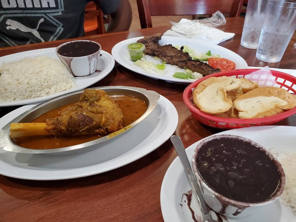 Las Colinas Restaurant | restaurant | 2724 N Andrews Ave, Wilton Manors, FL 33311, USA | 9543907410 OR +1 954-390-7410