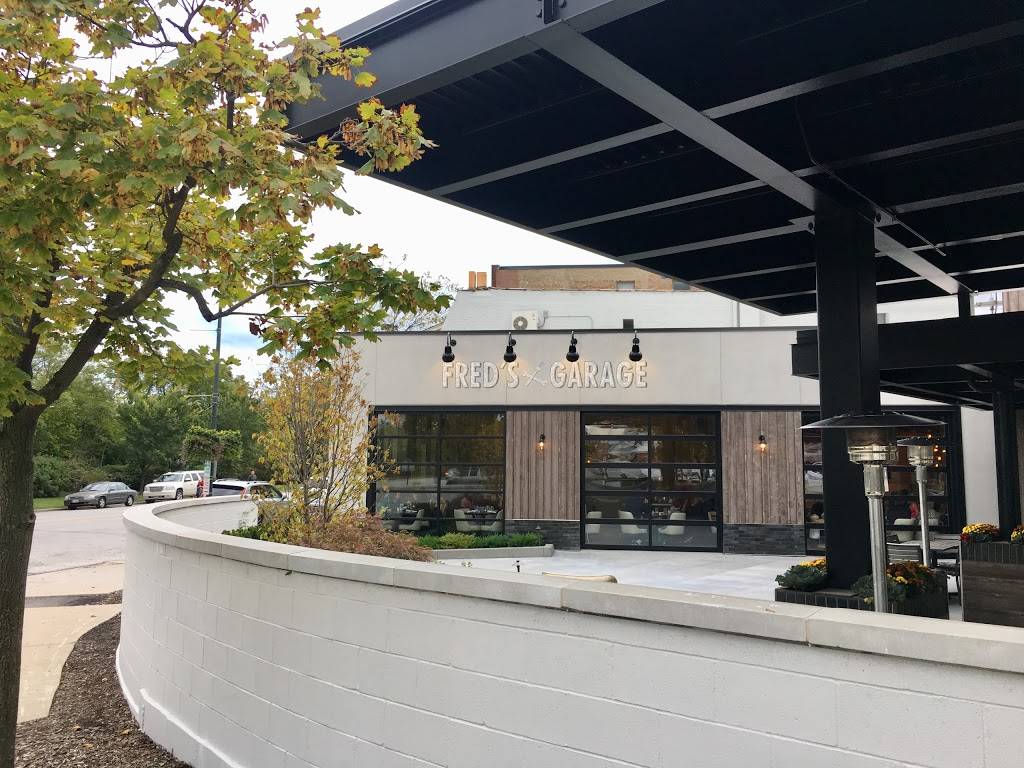 Freds Garage | restaurant | 574 Green Bay Rd, Winnetka, IL 60093, USA | 8474963733 OR +1 847-496-3733