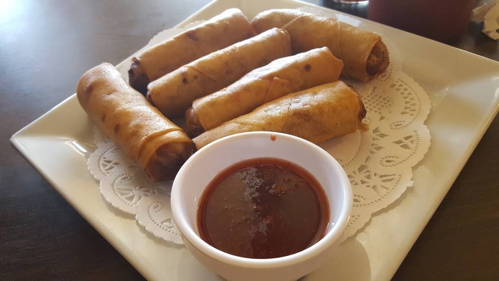 Khun Dom | restaurant | 4681 Melrose Ave, Los Angeles, CA 90029, USA | 3236631086 OR +1 323-663-1086