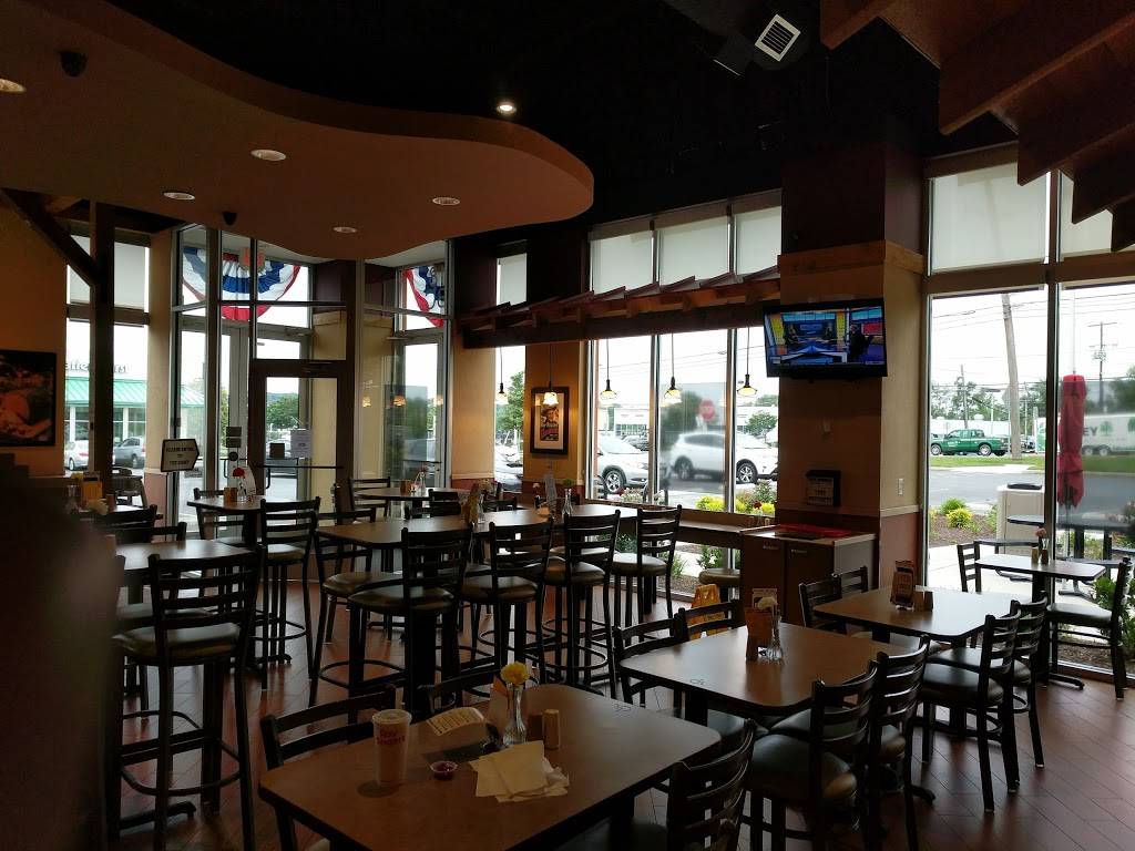 Roy Rogers | restaurant | 718 Rockville Pike, Rockville, MD 20852, USA | 3017622717 OR +1 301-762-2717