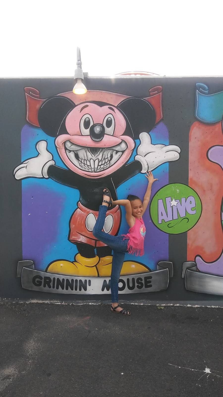 Golden Star | restaurant | 3719 Church Ave, Brooklyn, NY 11203, USA | 7182825757 OR +1 718-282-5757