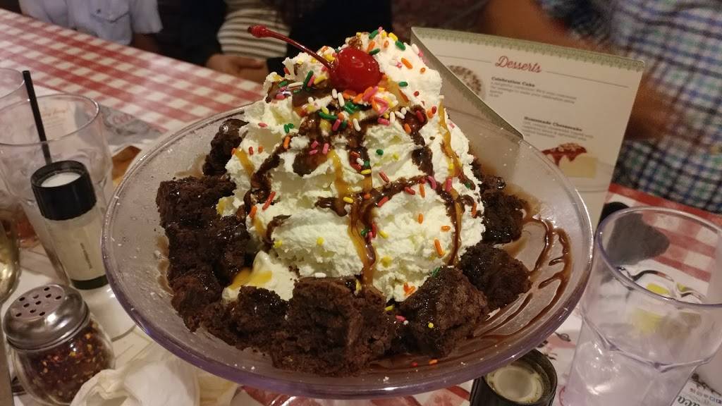 Buca di Beppo Italian Restaurant | restaurant | 16091 N Arrowhead Fountains Center Dr, Peoria, AZ 85382, USA | 6234129463 OR +1 623-412-9463