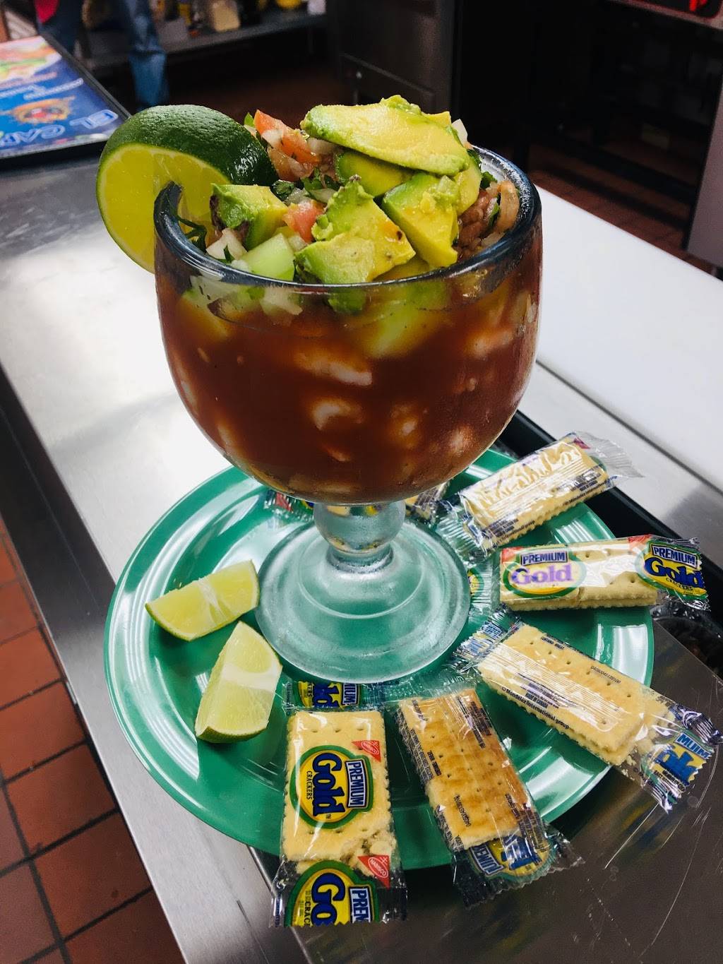 El capitán mariscos y Taqueria | restaurant | 4310 Vance Jackson Rd, San Antonio, TX 78230, USA | 2102365511 OR +1 210-236-5511