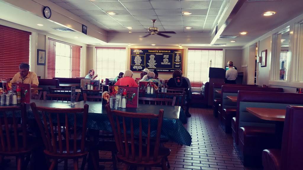 Lizards Thicket Restaurant | restaurant | 621 W Main St, Lexington, SC 29072, USA | 8039513555 OR +1 803-951-3555