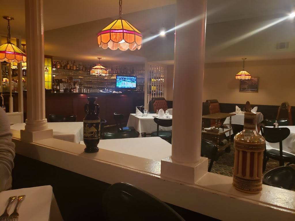 Spiros Restaurant South | restaurant | 3122 Watson Rd, St. Louis, MO 63139, USA | 3146458383 OR +1 314-645-8383