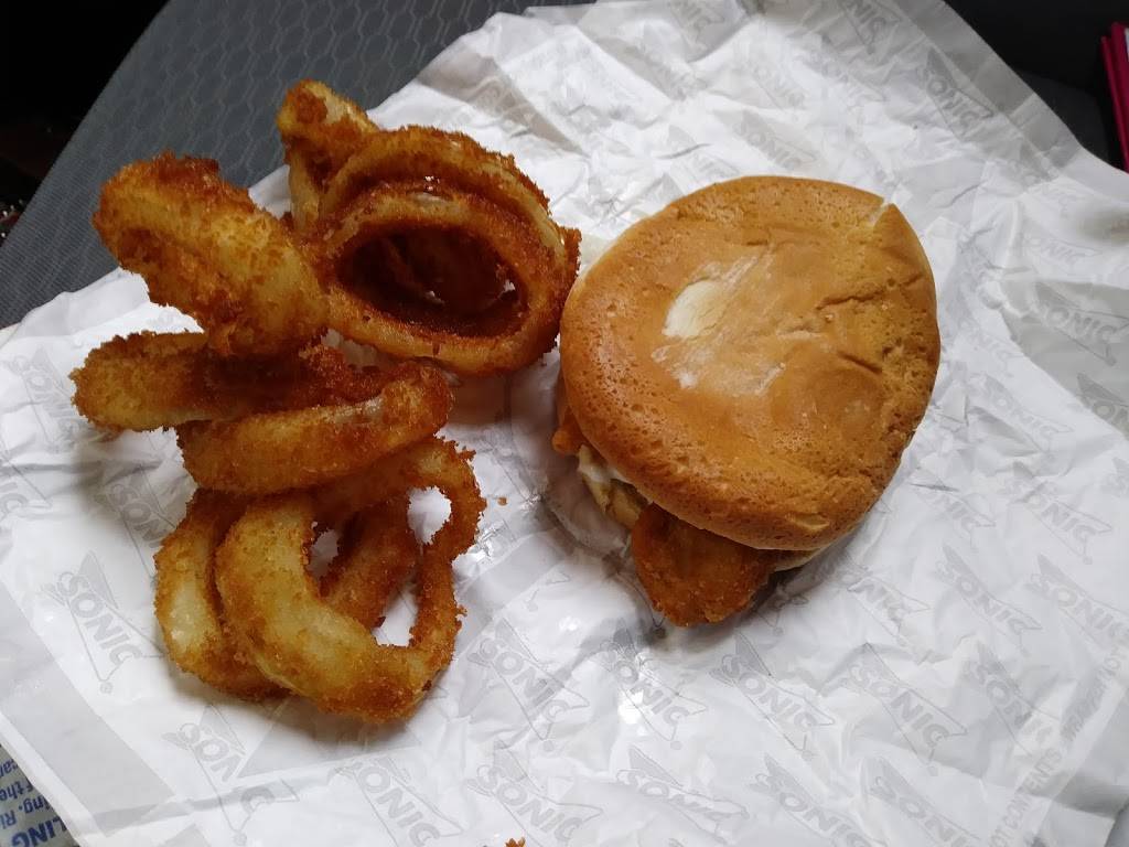 Sonic Drive-In | restaurant | 191 W Cartwright Rd, Mesquite, TX 75149, USA | 9722852990 OR +1 972-285-2990