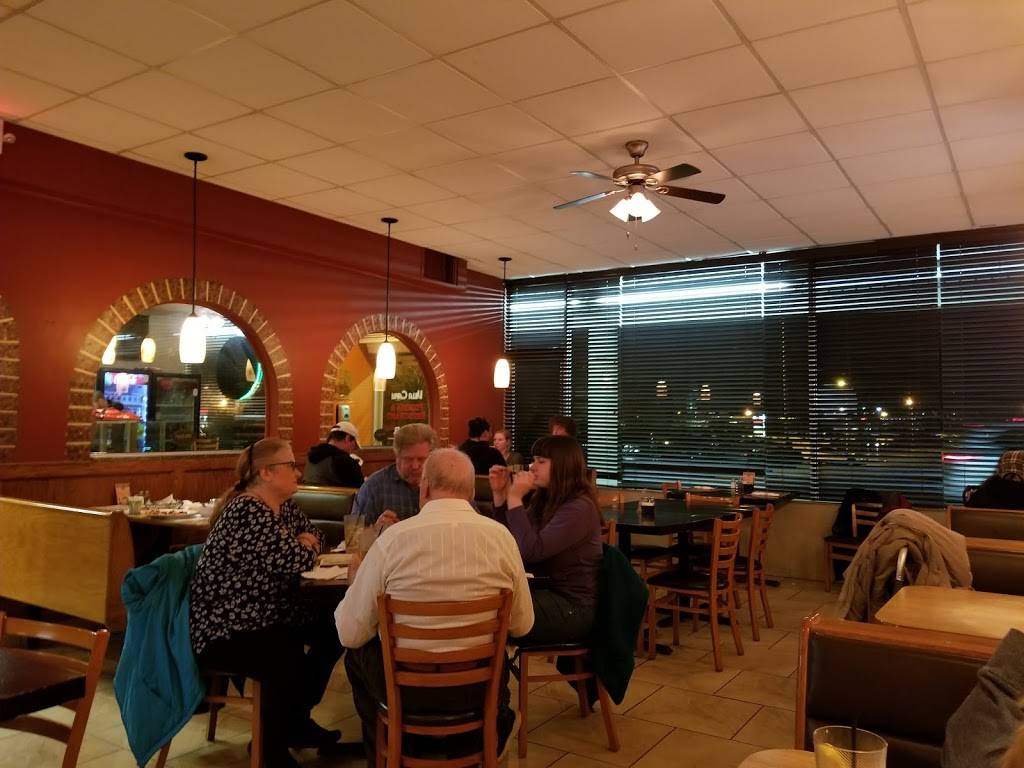 Villa Capri Pizzeria & Restaurant | restaurant | 27 Hampton House Rd, Newton, NJ 07860, USA | 9733831777 OR +1 973-383-1777