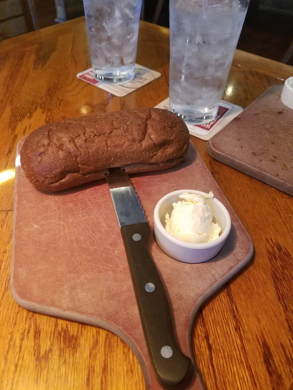 Outback Steakhouse | meal takeaway | 233 Ridge Rd S, Wichita, KS 67209, USA | 3162028300 OR +1 316-202-8300