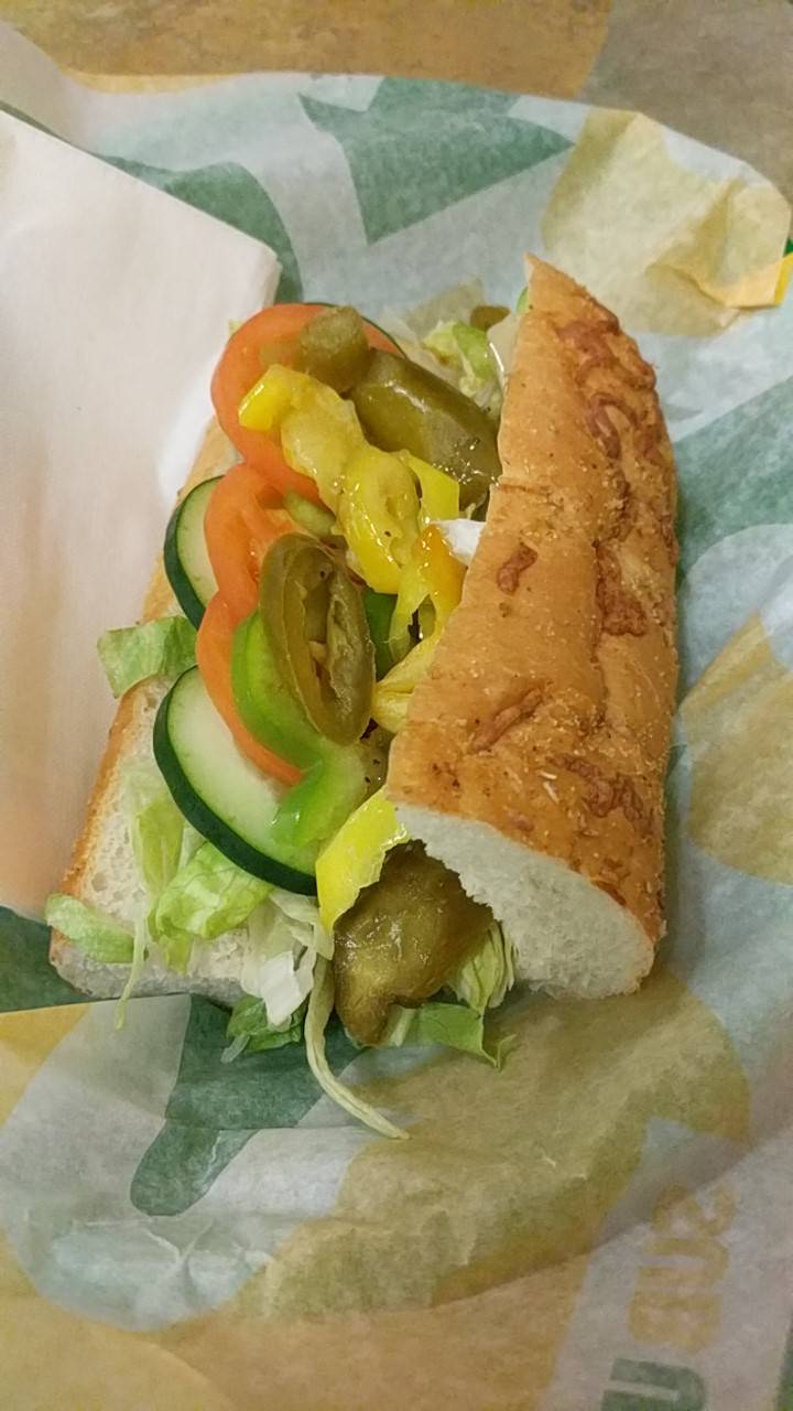 Subway Restaurants | restaurant | 235 E Middlefield Rd #2, Mountain View, CA 94043, USA | 6509699100 OR +1 650-969-9100