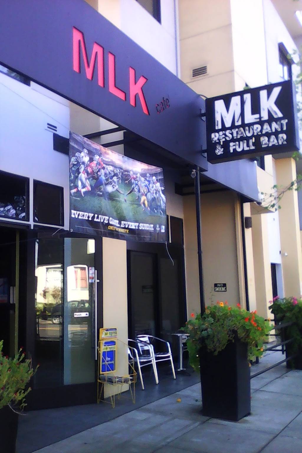 MLK Cafe | cafe | 3860 Martin Luther King Jr Way, Oakland, CA 94609, USA | 5104500600 OR +1 510-450-0600