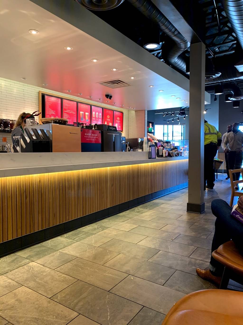 Starbucks | cafe | 2918 N Hwy 75 #200, Sherman, TX 75090, USA | 9038932626 OR +1 903-893-2626