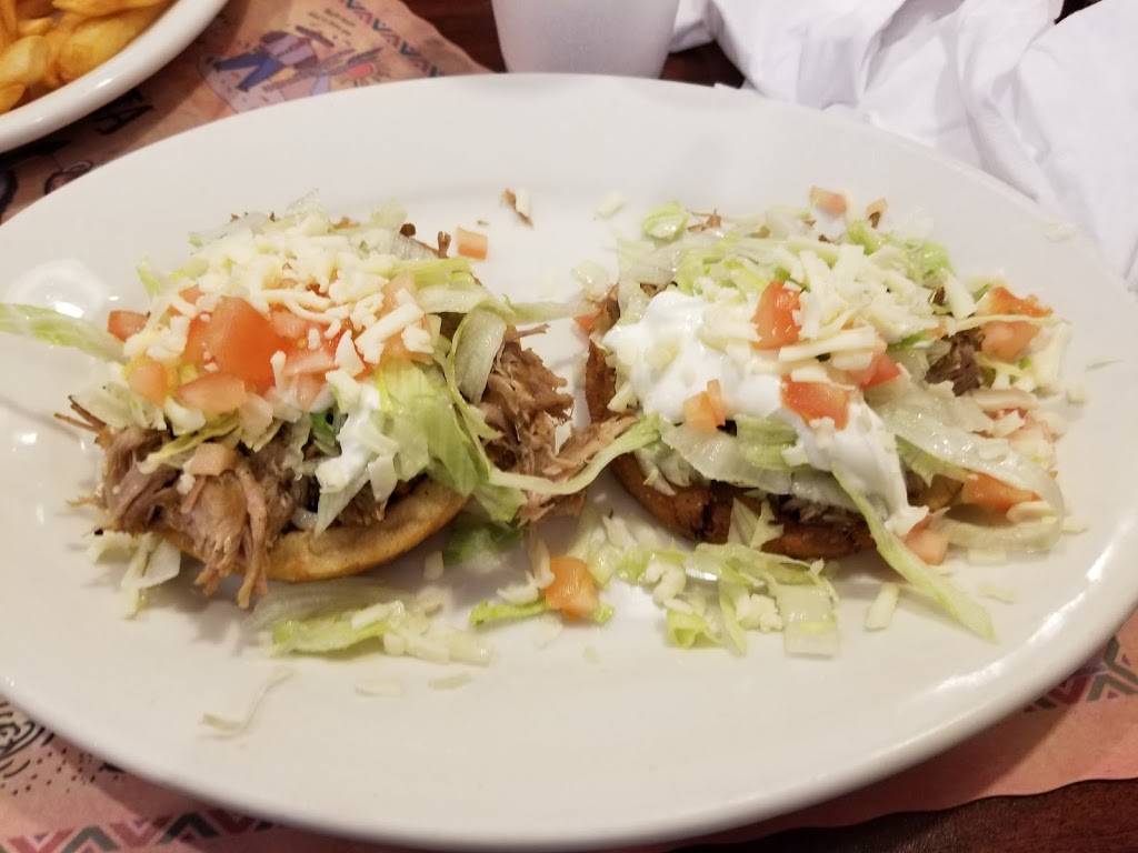 La Quesadilla Mexican Grill | restaurant | 10033 Wicker Ave # 13, St John, IN 46373, USA | 2193657357 OR +1 219-365-7357