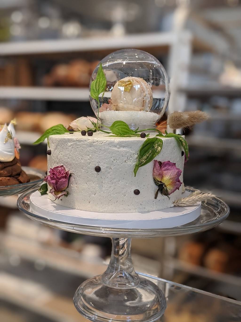 Carissas the Bakery | restaurant | 221 Pantigo Rd, East Hampton, NY 11937, USA | 6316045911 OR +1 631-604-5911