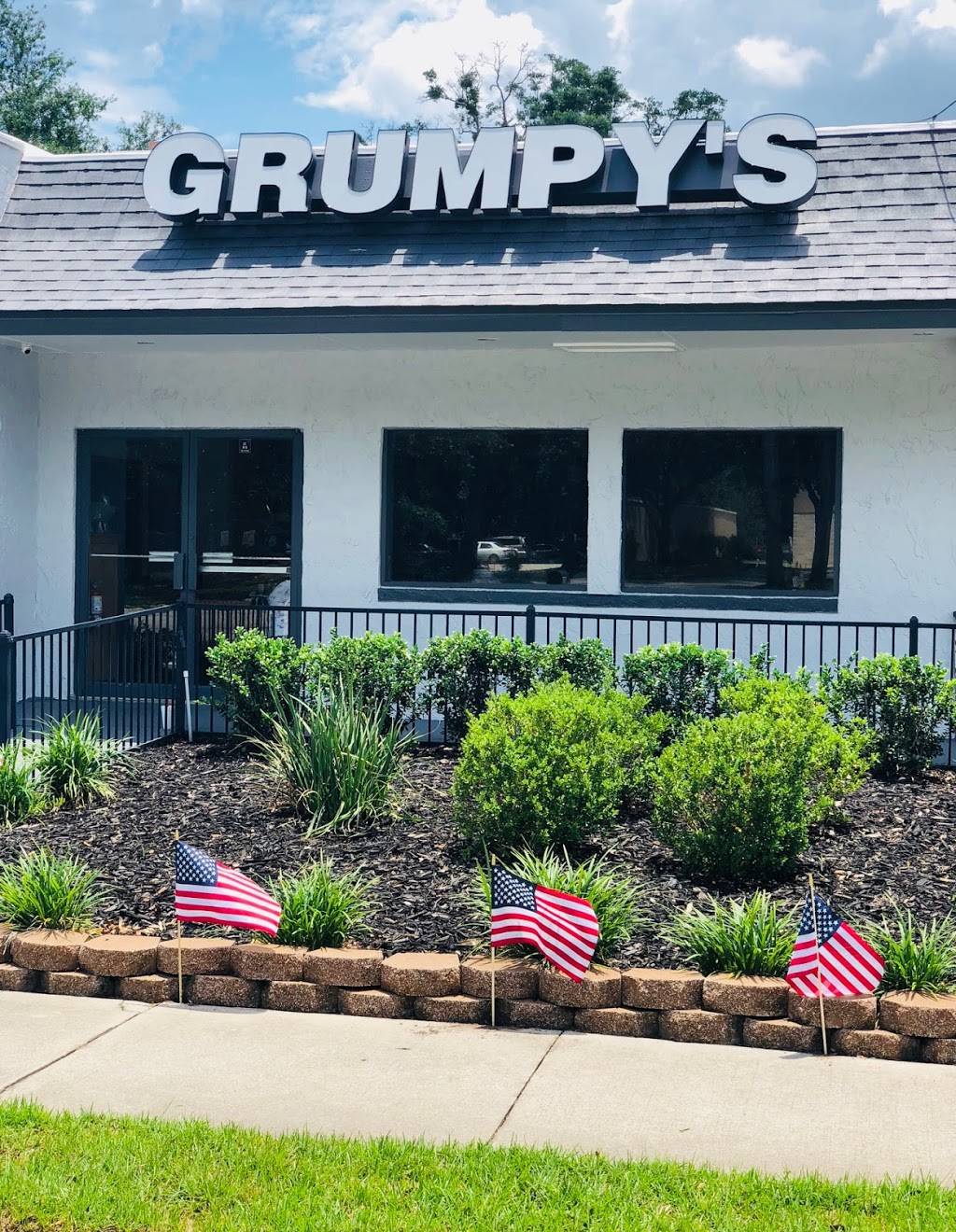 Grumpys Restaurant | restaurant | 834 Kingsley Ave, Orange Park, FL 32073, USA | 9042151956 OR +1 904-215-1956
